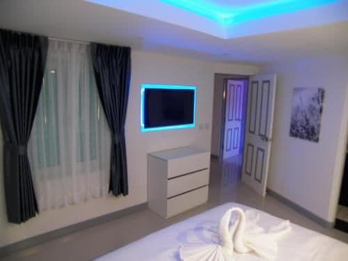 Three-Bedroom Apartment with Sea View