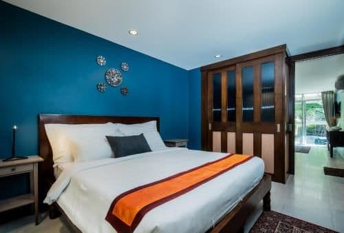 One-Bedroom Suite with Spa Bath
