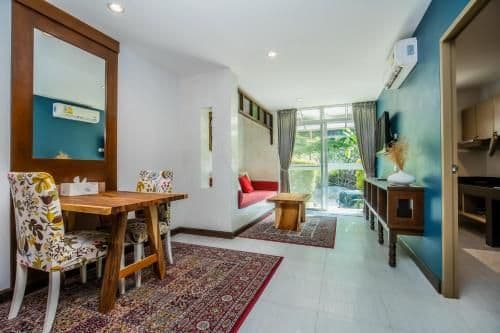 One-Bedroom Suite with Spa Bath