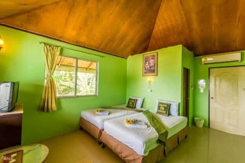 Standard Twin Room with Sea View