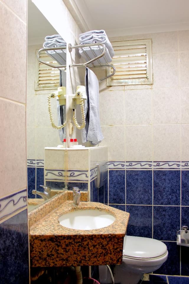 SINGLE STANDARD