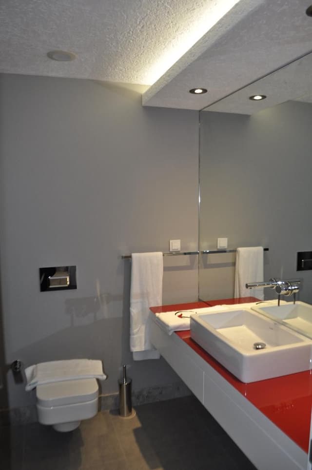 APARTMENT ONE BEDROOM ONE BATHROOM