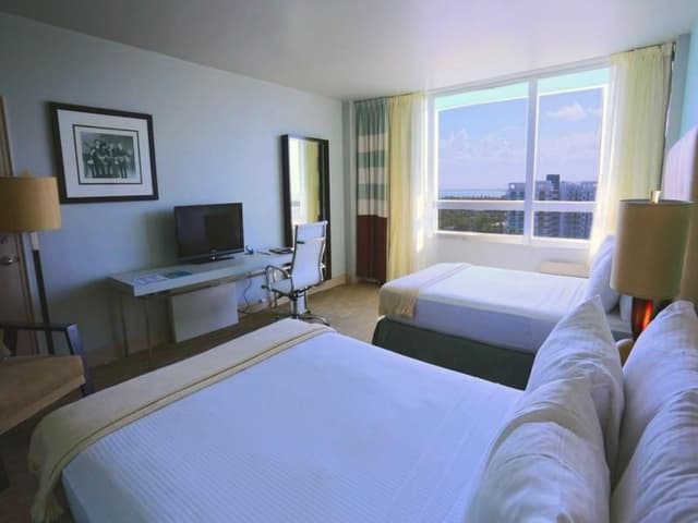 DOUBLE PARTIAL OCEAN VIEW