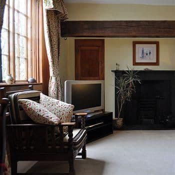 Old Ivy House Bed & Breakfast