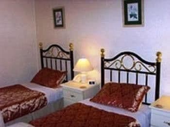 Elm Crest Guest House Elm Crest Guest House