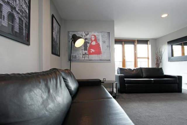 APARTMENT CAPACITY 8 TWO BEDROOMS