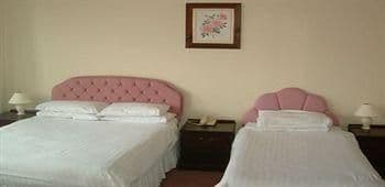 Strathearn Hotel