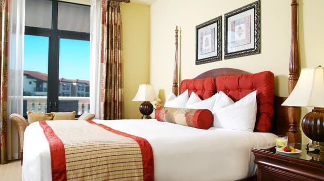 SUITE TWO BEDROOMS