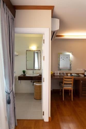 High Floor Premier Sea View Room