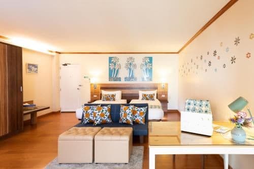 High Floor Premier Sea View Room
