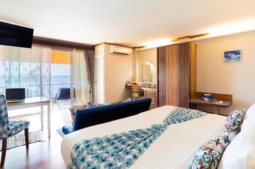 High Floor Premier Sea View Room