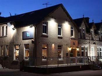 International Starters Restaurant with Rooms