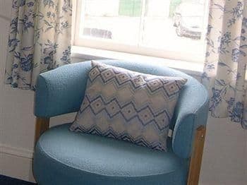 Mostyn House - Guest house