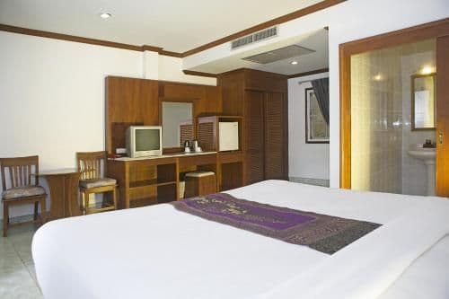 Deluxe Double Room with Pool View