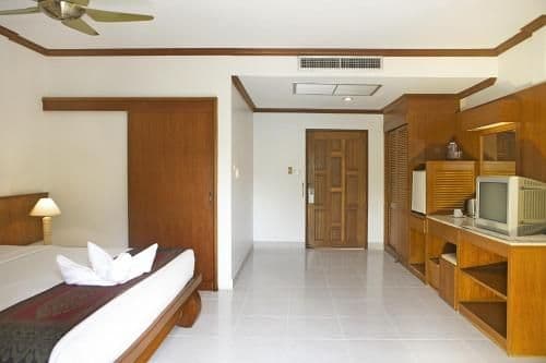 Deluxe Double Room with Pool View