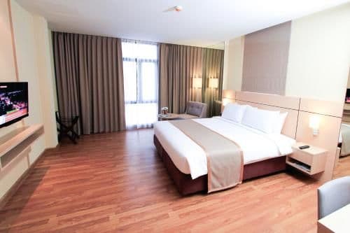 One-Bedroom Deluxe