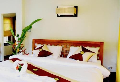 Villa - Beach Front