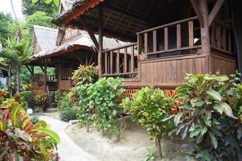 Bungalow with Garden View