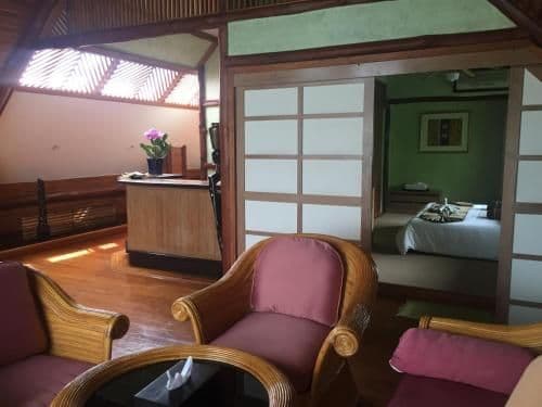 Suite with Mountain View
