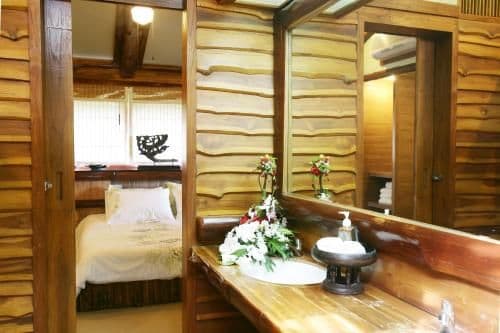 Suite with Mountain View