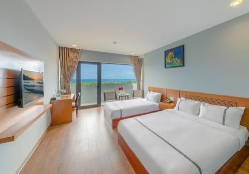Family Room with Sea View