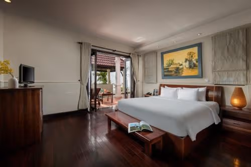 One-Bedroom Beachfront Villa