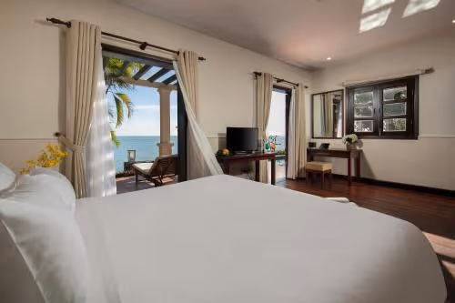 One-Bedroom Beachfront Villa