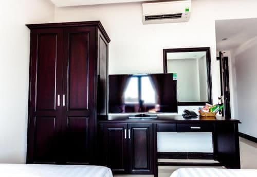 Two-Bedroom Suite