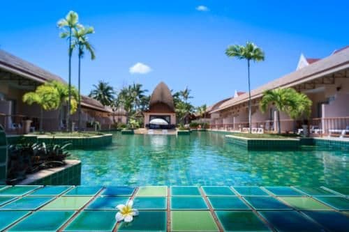 Pool Access Room