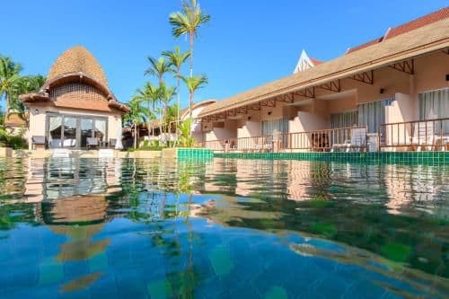 Pool Access Room