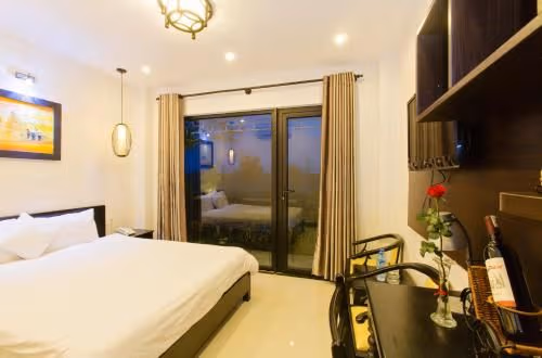 Deluxe Double Room with River View