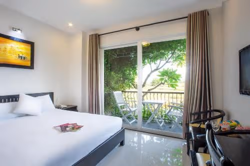 Deluxe Double Room with River View