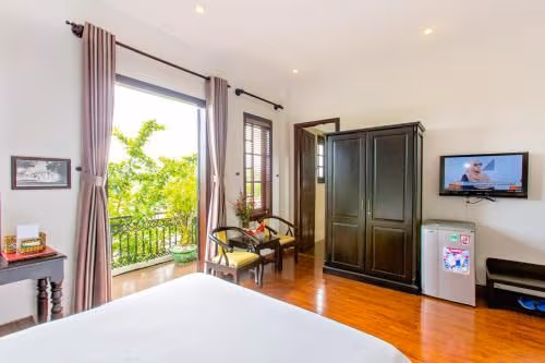 Deluxe Twin Room with River View