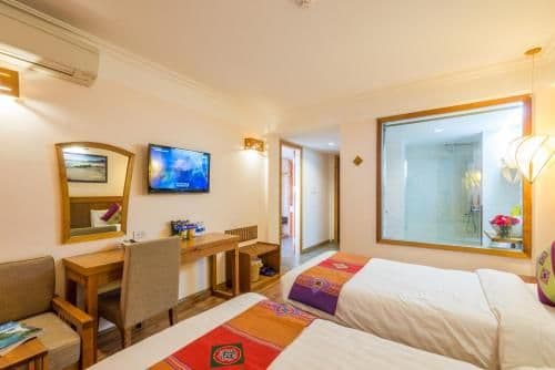Panorama Mountain View Room