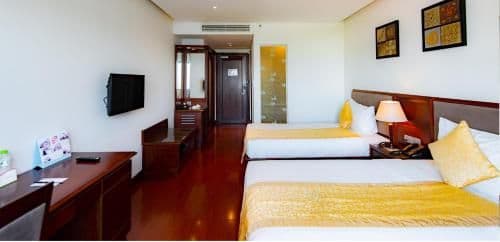 Superior Twin Room with City View