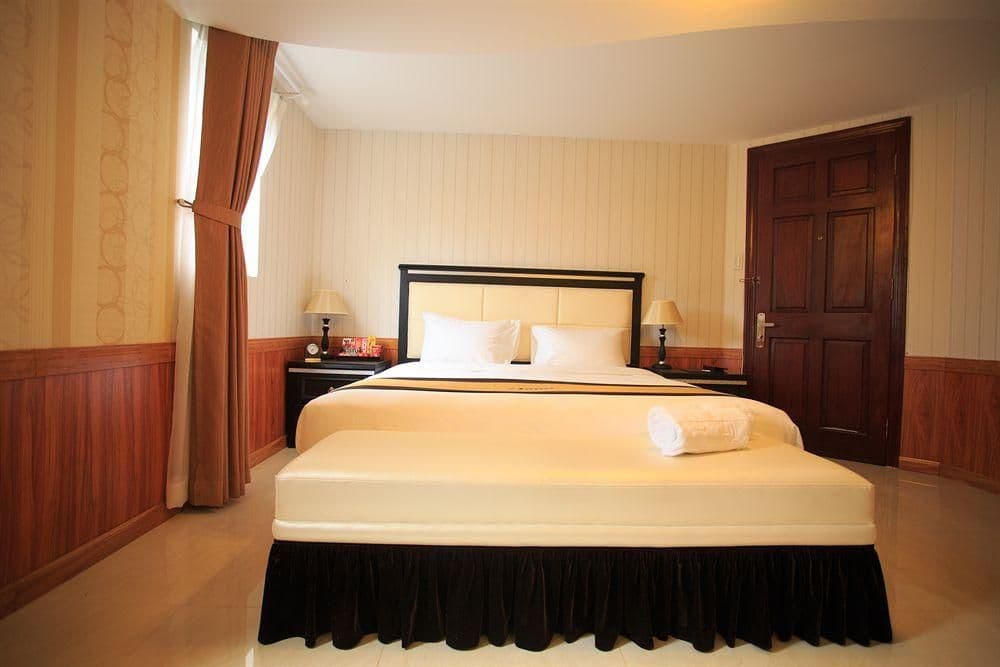 Sacom Tuyen Lam Golf Resort
