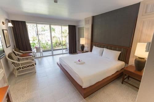 Deluxe Double or Twin Room with Pool View