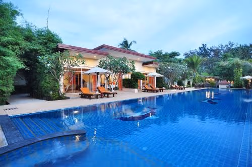 King Suite with Pool View