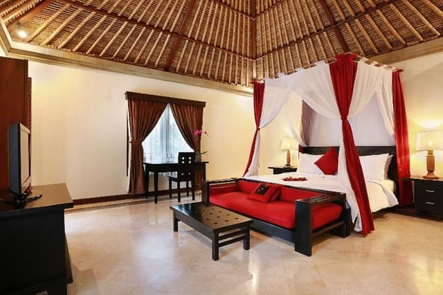 VILLA TWO BEDROOMS WITH PRIVATE POOL