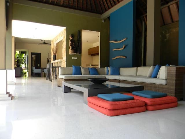 VILLA THREE BEDROOMS