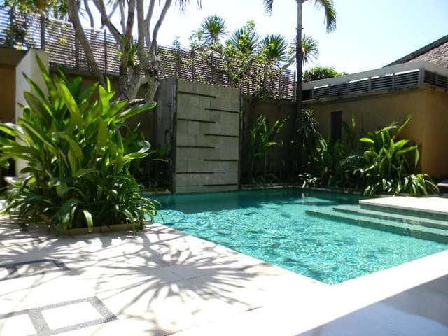 VILLA THREE BEDROOMS