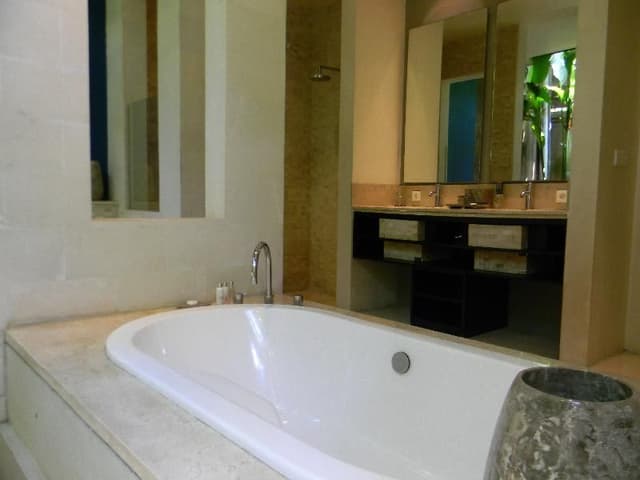 VILLA THREE BEDROOMS