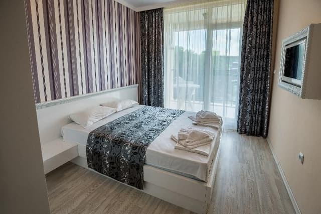 APARTMENT ONE BEDROOM