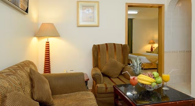 SUITE TWO BEDROOMS