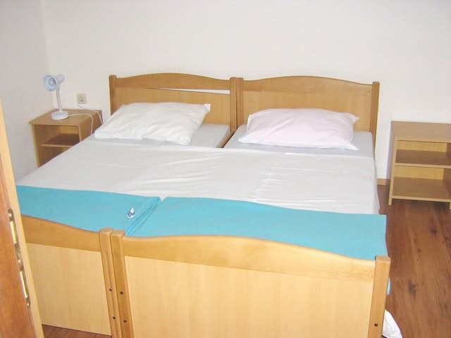 APARTMENT CAPACITY 4 ONE BEDROOM