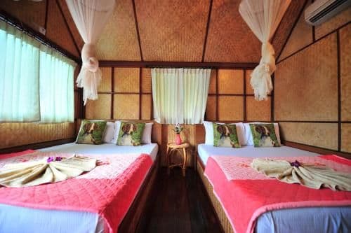Deluxe Family Room