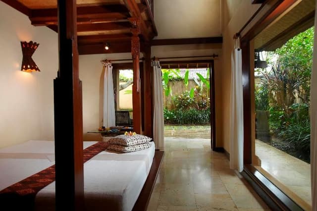 DOUBLE ONE BEDROOM