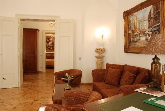 SUITE EXECUTIVE