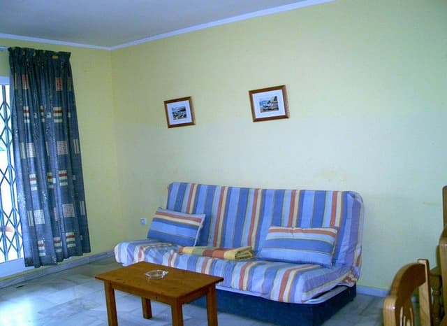 APARTMENT CAPACITY 4 ONE BEDROOM