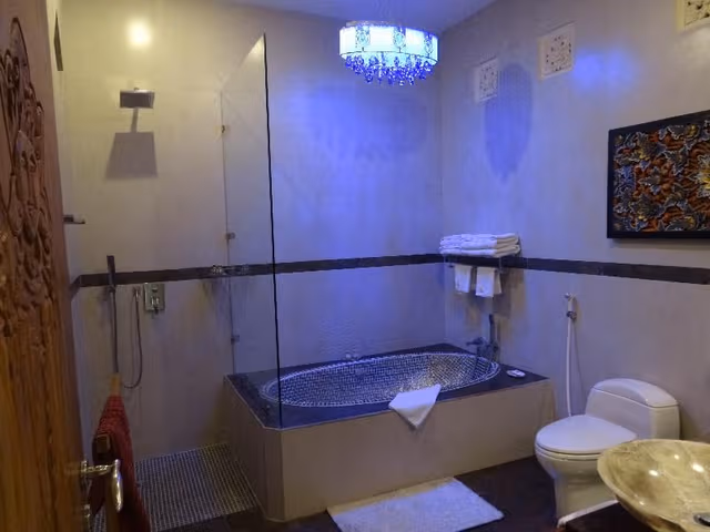 SUITE TWO BEDROOMS